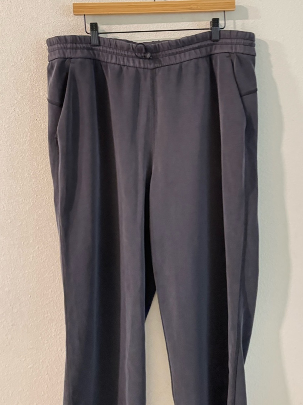 Lululemon Softstreme High Rise Straight Leg Pants Size 16 - Picture 4 of 11